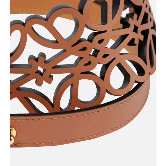 Loewe Anagram Cutout Leather Belt - Image 2