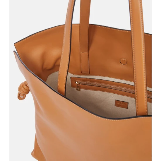 Loewe Flamenco XL Leather Shoulder Bag - Image 2