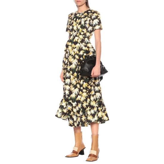 Loewe Flamenco Leather Clutch - Image 4