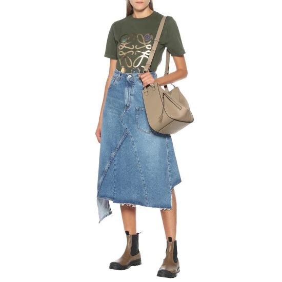 Loewe Hammock Small Leather Shoulder Bag - Image 4