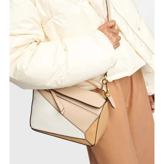 Loewe Puzzle Small Leather Shoulder Bag - Image 5